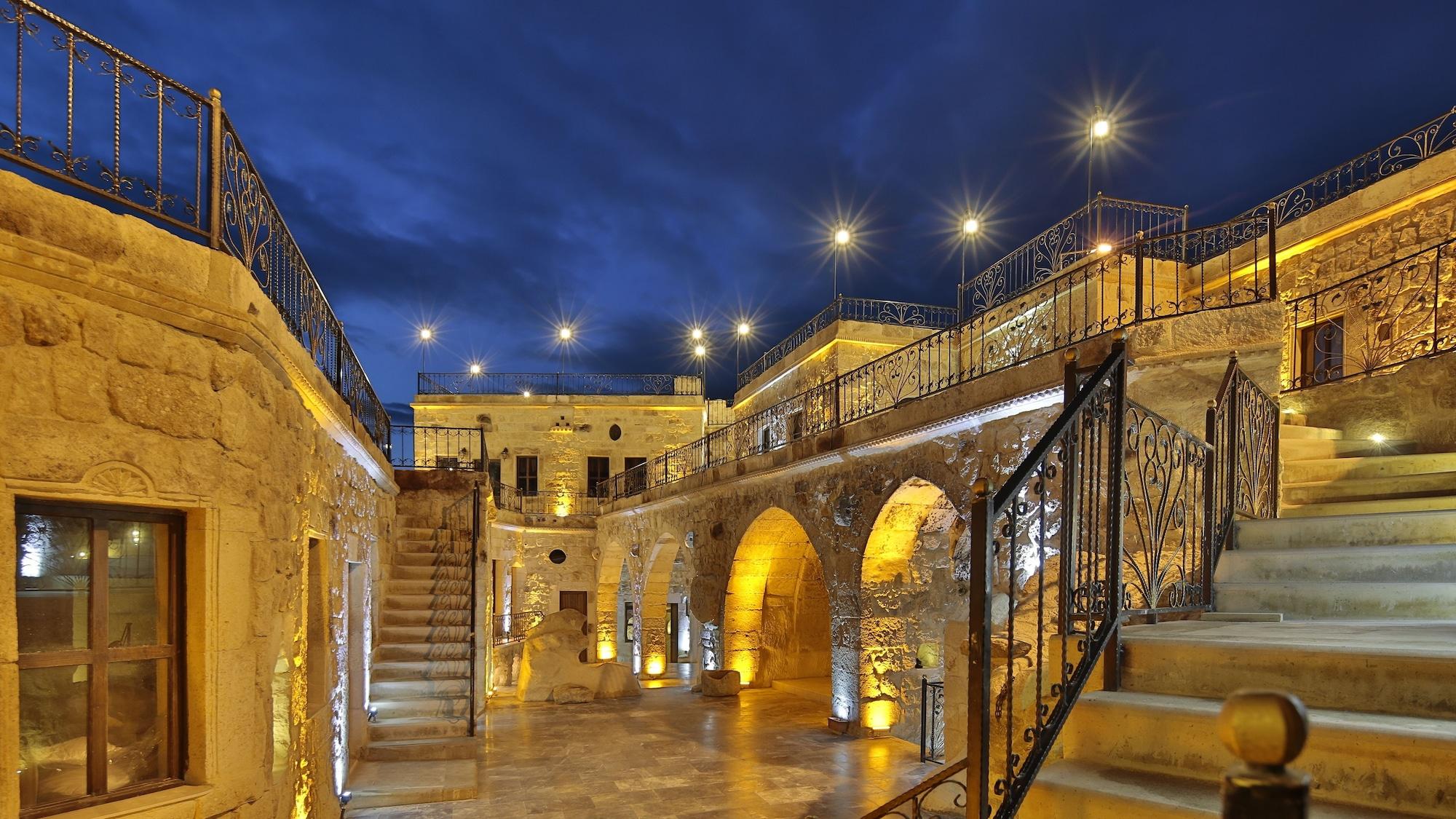Golden Cave Suites Ürgüp Buitenkant foto